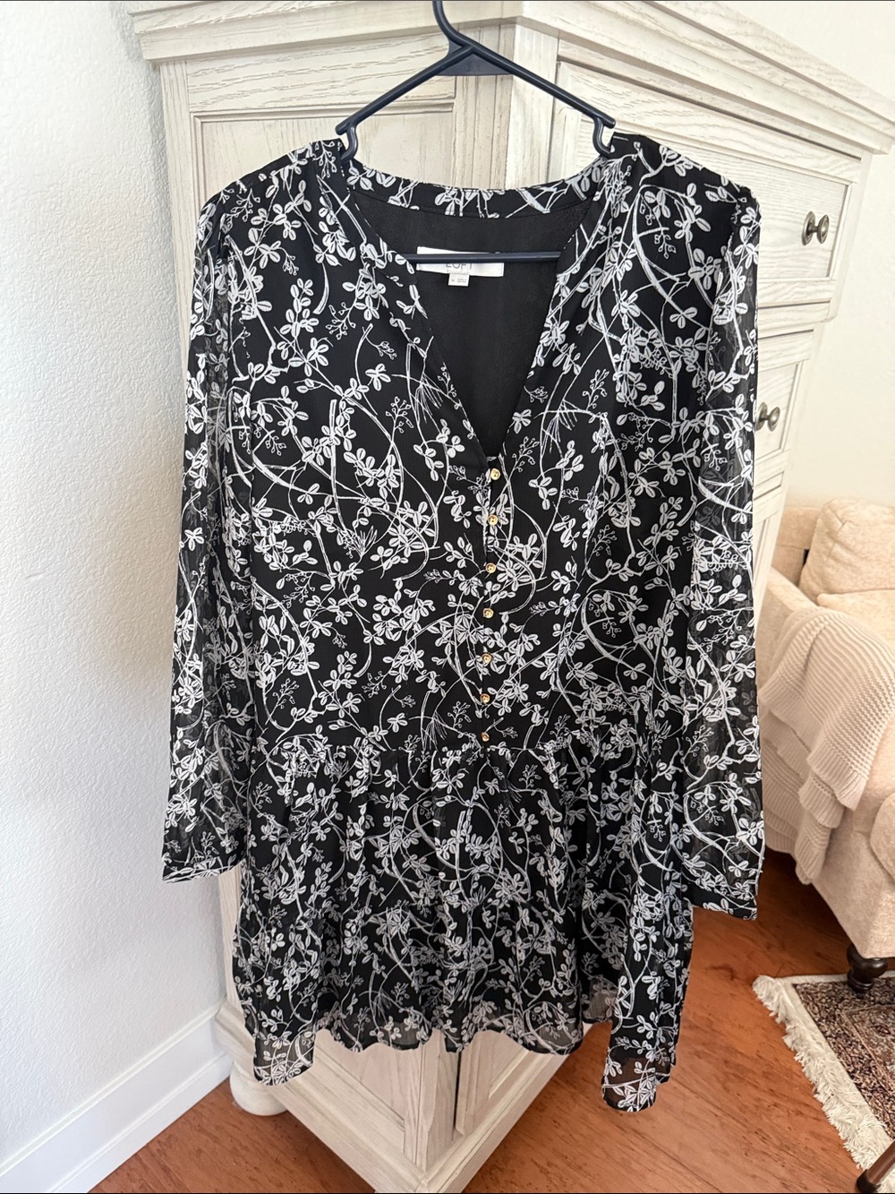 LOFT Black Floral V-Neck Button Tunic